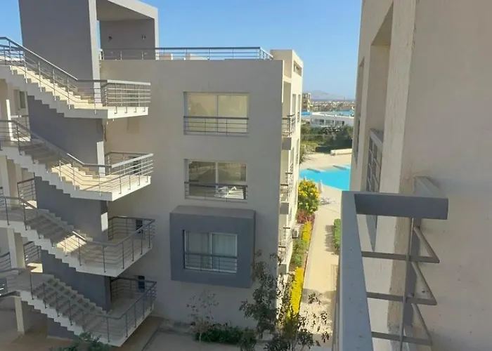 شقة Elegant Fully Furnished 1 Bedroom Unit *