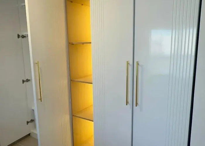 شقة Elegant Fully Furnished 1 Bedroom Unit *